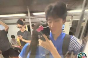 穿申花球衣被批，海港梯隊小將致歉：對不起，我會努力用行動贖罪