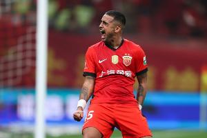 萊昂納多談讀秒絕殺：最近比較自信，進(jìn)球機(jī)會(huì)出現(xiàn)時(shí)就要把握住