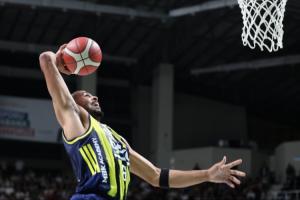 前湖人冠軍后衛！塔克土超首秀24分鐘24分7助集錦 一個反籃也沒有