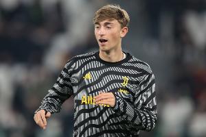 被尤文“賤賣”，赫伊森父親：通知離隊時如同晴天霹靂，無法理解