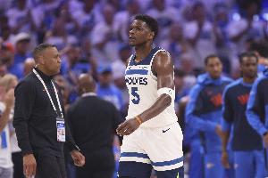 芬奇：華子現在更注重看錄像和塑形 相信他具備競爭MVP的潛力