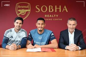 無緣了！薩利巴與槍手續(xù)約至2030年，此前有傳聞稱皇馬想簽下他