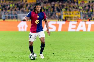 德科：曼城曾問過孔德賣不賣，我們不賣