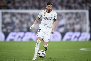 TA：巴爾韋德從未與阿隆索發(fā)生爭(zhēng)執(zhí)，也從未要求踢特定位置