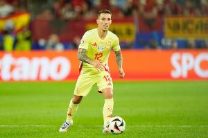 勒沃庫森官方：格里馬爾多傷勢無礙，將前往西班牙隊報到