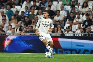 阿斯：近四場比賽三次首發，塞巴略斯在中場的位置越來越穩固