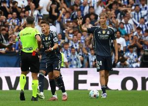 羅馬諾：赫伊森傷勢被視為不嚴重，可能只需要1-2周時間恢復