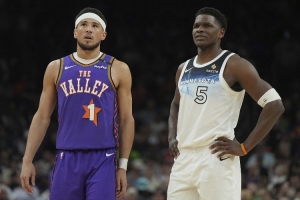 費爾頓：除了愛德華茲之外 作為得分后衛現在誰比布克更強