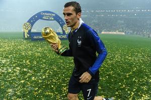 RMC：法國足協仍計劃為格列茲曼舉行致敬儀式，可能在世界杯之后