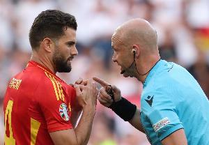 做全職裁判前當了13年獄警！安東尼泰勒：這兩份工作很相似