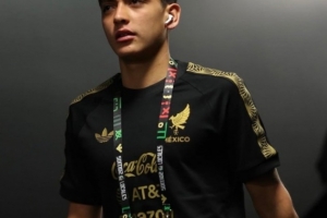 ESPN：皇薩均有意墨西哥天才小將莫拉，但談?wù)摵灱s為時(shí)過早