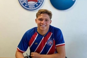 鏡報：曼城、米蘭有意巴伊亞17歲小將，球員解約金達8700萬鎊