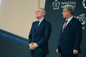 每體：拉波爾塔與納賽爾和解，巴薩和皇馬的關系可能變得更加緊張