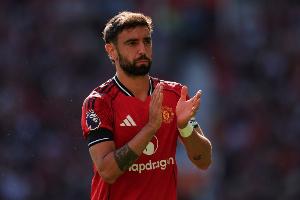 B費：過去我踢10號位有馬蒂奇和博格巴的傳球，如今則是卡塞米羅