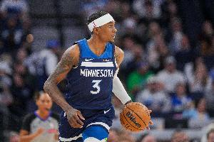 愛德華茲：麥丹是很棒的得分手 他能打好的話我們能比現在好十倍