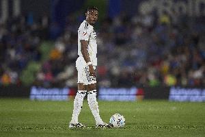 德天空：阿拉巴正努力爭(zhēng)取一份新合同，但皇馬不太可能與其續(xù)約