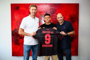 機會寥寥！埃切維里藥廠首次先發造點半場被換，3個月僅上127分鐘