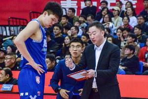 現場見證楊瀚森首秀！劉維偉：新賽季新開始新挑戰 陪你共成長