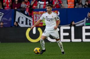 世體：阿森西奧被換下是因為抽筋并未受傷，可以參加周末國家德比