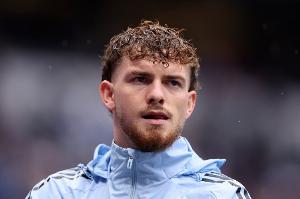 落選！英媒：埃利奧特連續4場缺席，再踢5場需3500萬鎊強制買斷