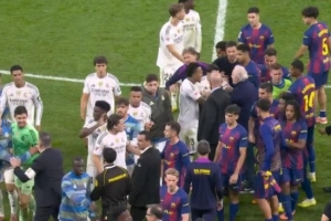 要素拉滿??國家德比回來了！紅牌點球賽前放話賽后沖突一樣不缺