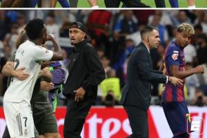 都是隊友...國家德比沖突，拉菲尼亞入場幫亞馬爾向維尼修斯出頭