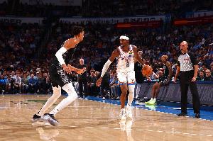 新賽季東西部各兩隊不?。厚R刺雷霆4勝0負 公牛76人3勝0負