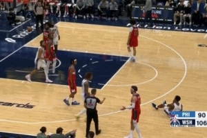 苦苦追分！埃奇庫姆外線三分出手 再度打成3+1