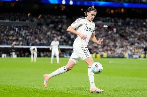 世幾左？22歲卡雷拉斯身價左后衛第3 鎖死亞馬爾+上場獻世界波...