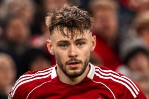 3次過人+3次搶斷！布拉德利當選本輪歐冠利物浦隊內最佳球員