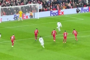 撲出C羅點(diǎn)球的門將不簡單！凱萊赫昔日也曾撲出姆巴佩點(diǎn)球