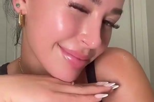 攻陷！利物浦球迷此前放聲高歌，要求曼城交出英超冠軍??