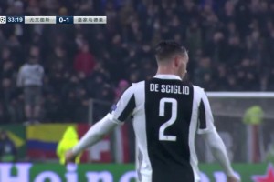 當年西媒獨家鏡頭：C羅主罰點球前后，皇馬尤文兩隊球員斗智斗勇